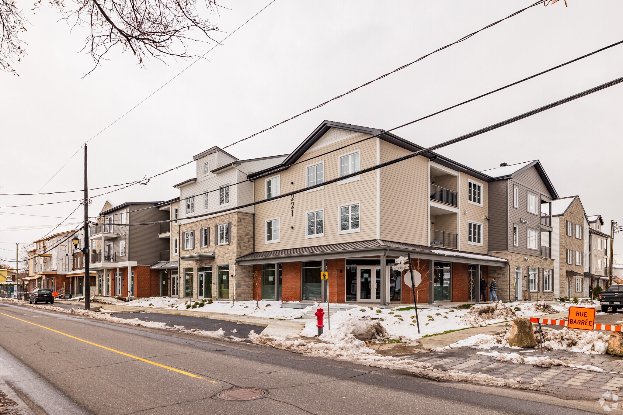 221 Rue Saint-Jean-Baptiste, Beloeil, QC à vendre Photo principale- Image 1 de 1