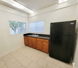 1901 Railroad Ave, Pittsburg, CA à louer Photo intérieure- Image 1 de 5