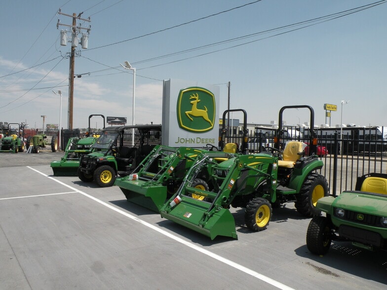 45223 23rd St W, Lancaster, CA à vendre - Photo du bâtiment - Image 2 de 32