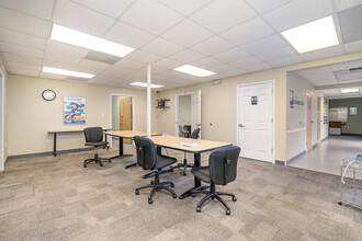 110-112 Armstrong St, Gastonia, NC for lease Interior Photo- Image 1 of 4