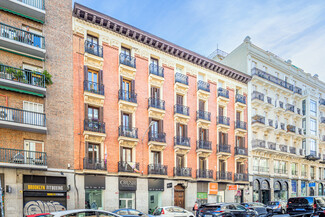 Plus de détails pour Calle de la Colegiata, 4, Madrid - Multi-résidentiel à vendre