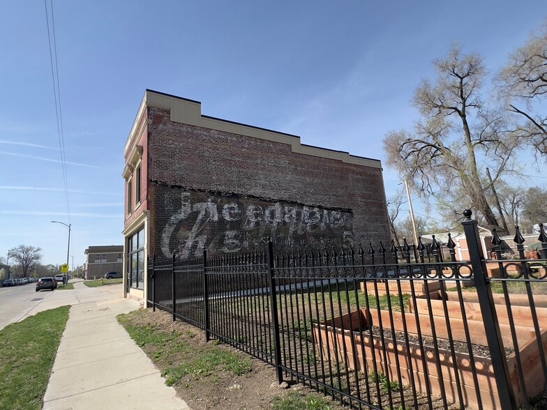 3116 N 24th St, Omaha, NE for lease - Building Photo - Image 3 of 7