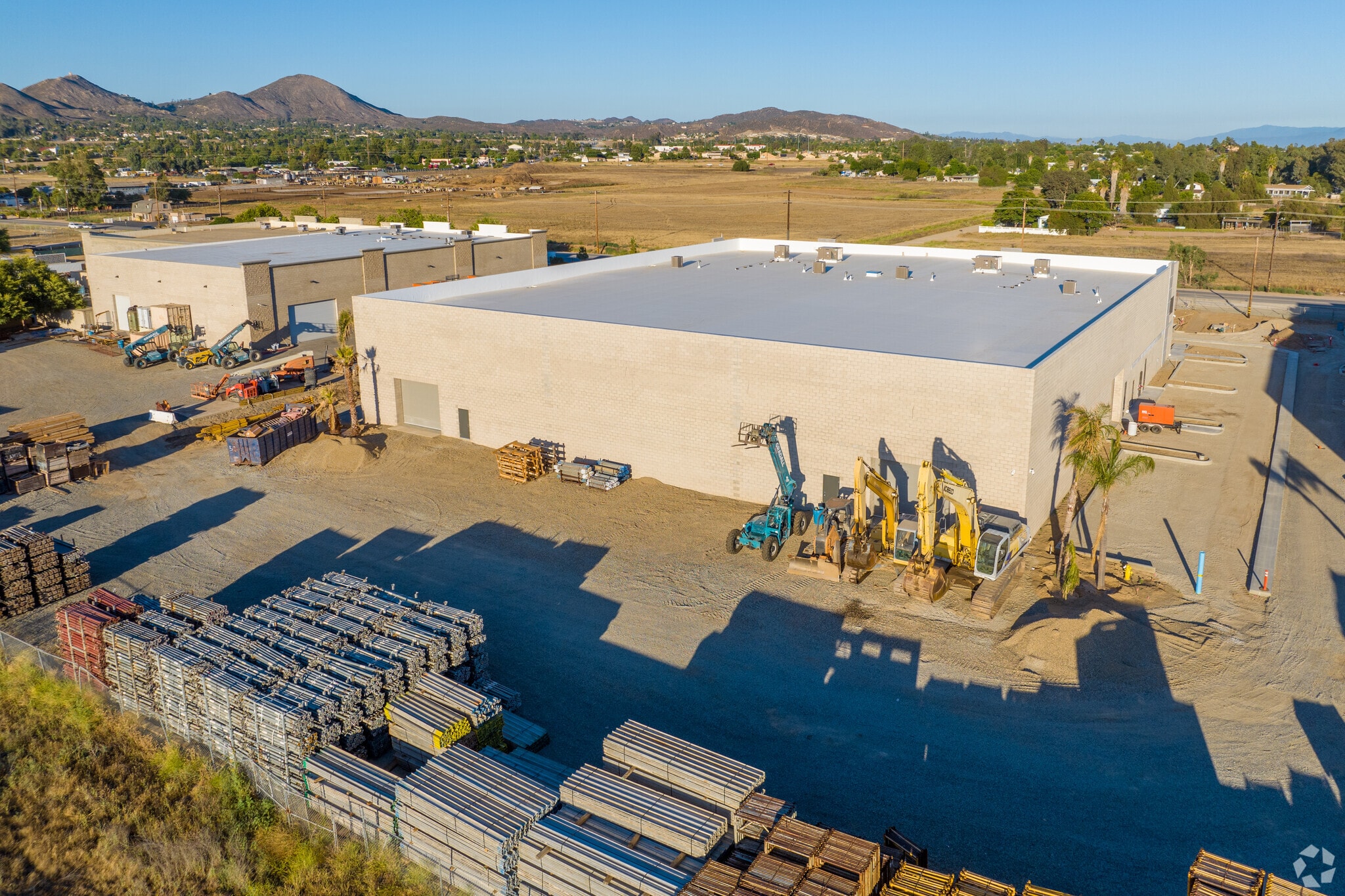 32113 Corydon St, Lake Elsinore, CA for lease Building Photo- Image 1 of 6