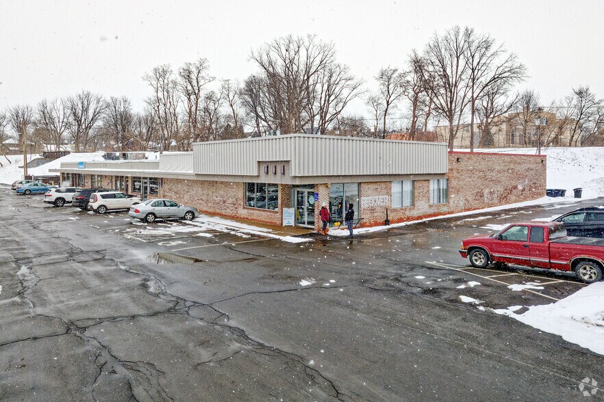 64-74 West Ave, Canandaigua, NY à vendre - Photo du bâtiment - Image 3 de 6