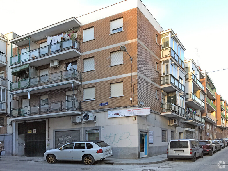 Calle De Carlos Domingo, 6, Madrid, Madrid for sale - Primary Photo - Image 1 of 2