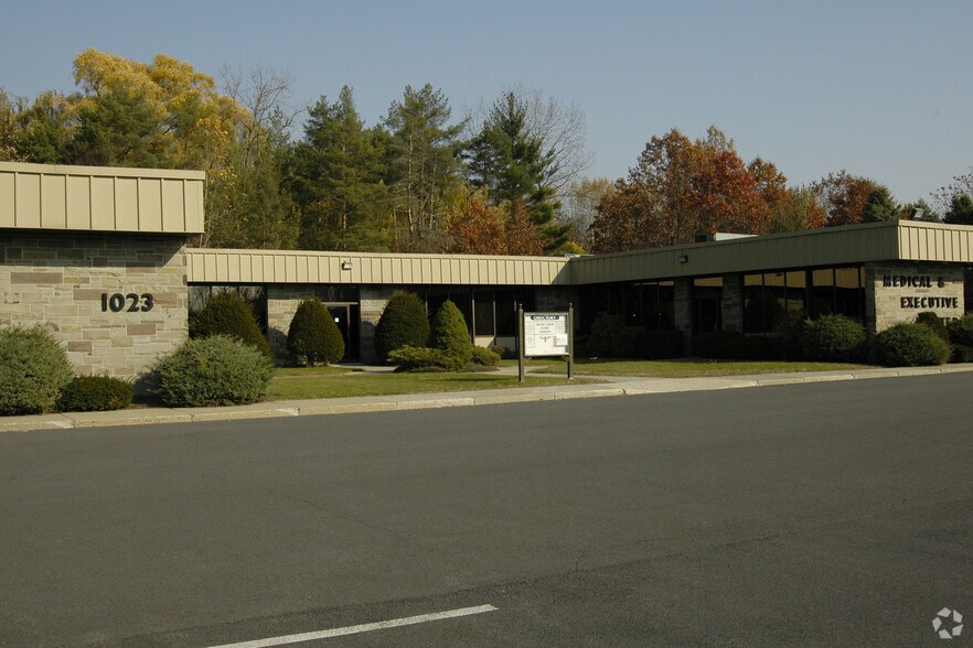 1023 Route 146, Clifton Park, NY for lease - Primary Photo - Image 1 of 3