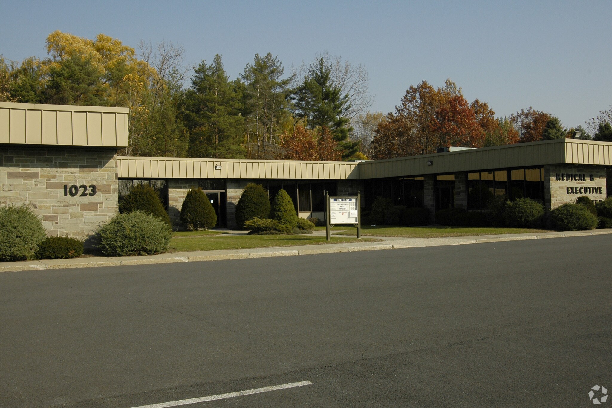1023 Route 146, Clifton Park, NY for lease Primary Photo- Image 1 of 4