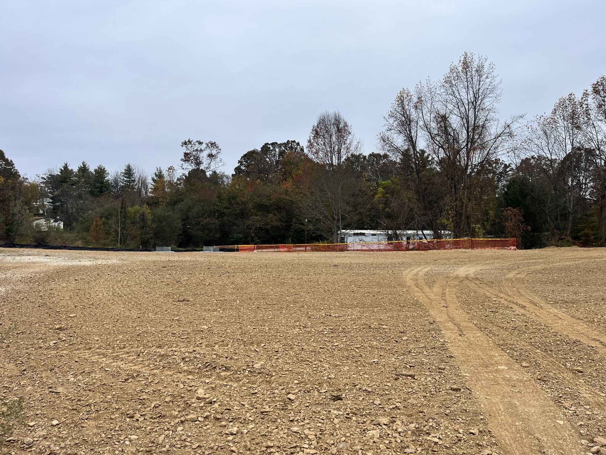 3042 Hendersonville Rd, Fletcher, NC à louer Photo de construction- Image 1 de 6