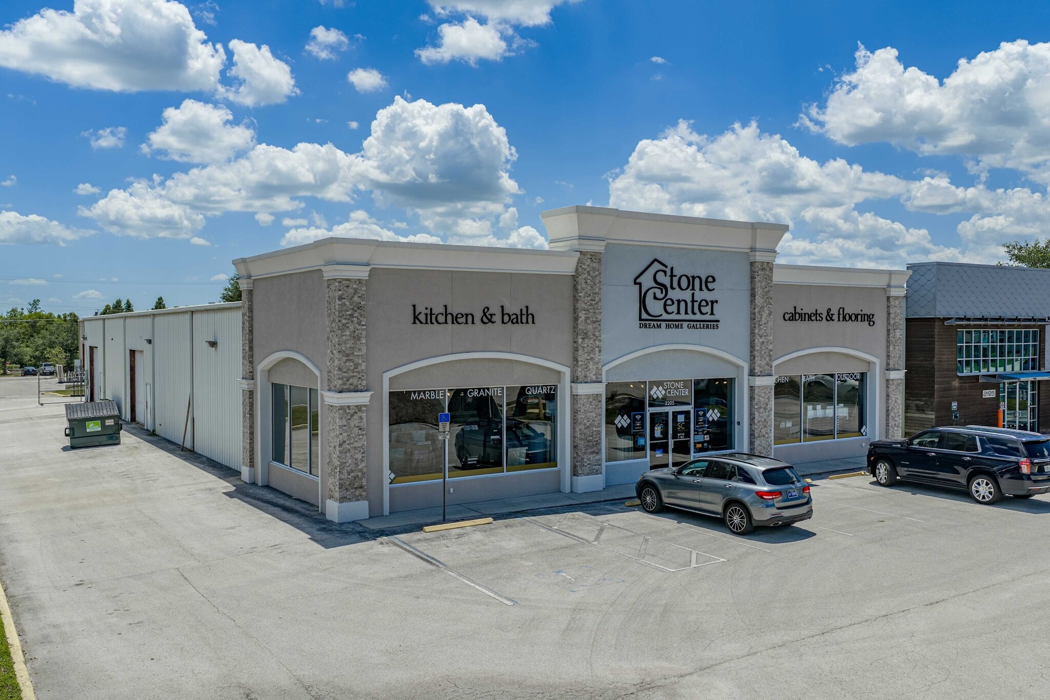 2205 E Edgewood Dr, Lakeland, FL for lease Building Photo- Image 1 of 25