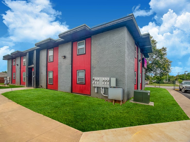 3732 NW 23rd St, Oklahoma City, OK à vendre - Photo du bâtiment - Image 2 de 19