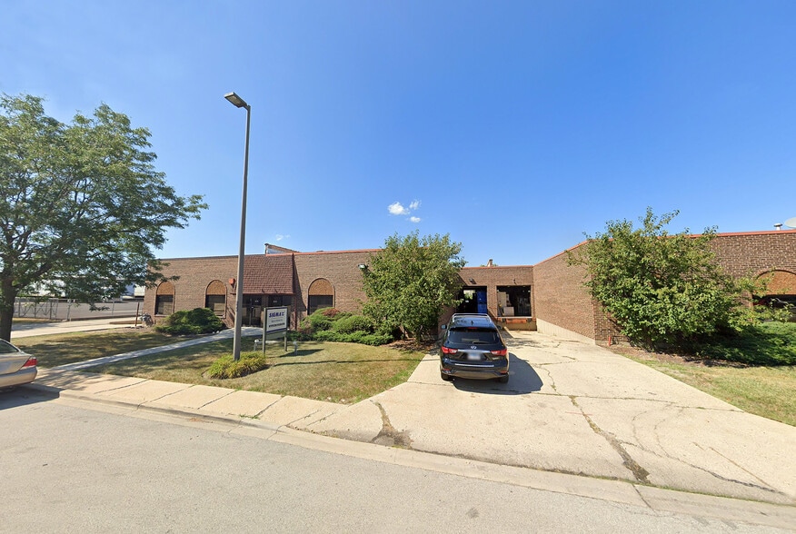 800-812 Greenleaf Ave, Elk Grove Village, IL for lease - Building Photo - Image 2 of 2