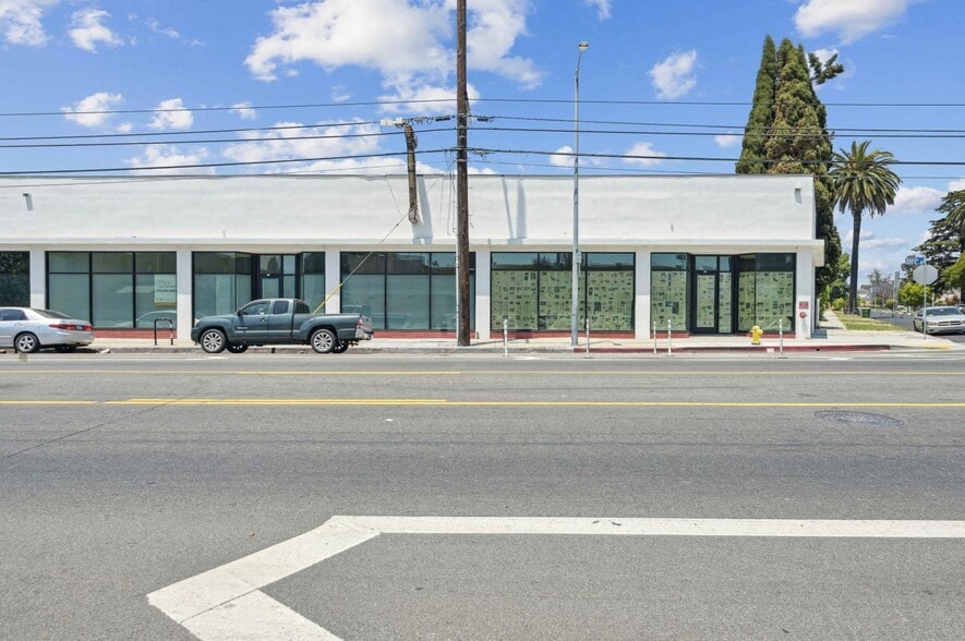 4501-4515 W Adams Blvd, Los Angeles, CA for lease - Building Photo - Image 2 of 10