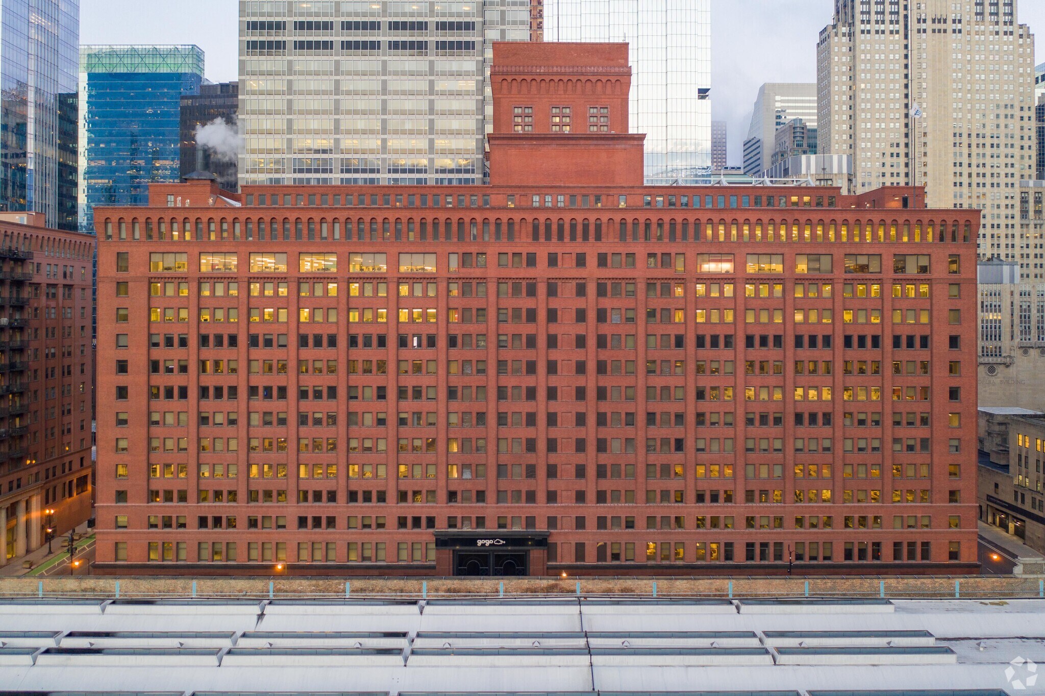 111 N Canal St, Chicago, IL à louer Photo du bâtiment- Image 1 de 24