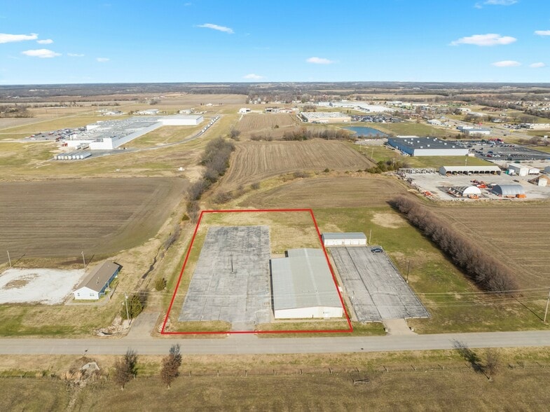 712 Patterson ave, Iola, KS à vendre - Photo du bâtiment - Image 2 de 8