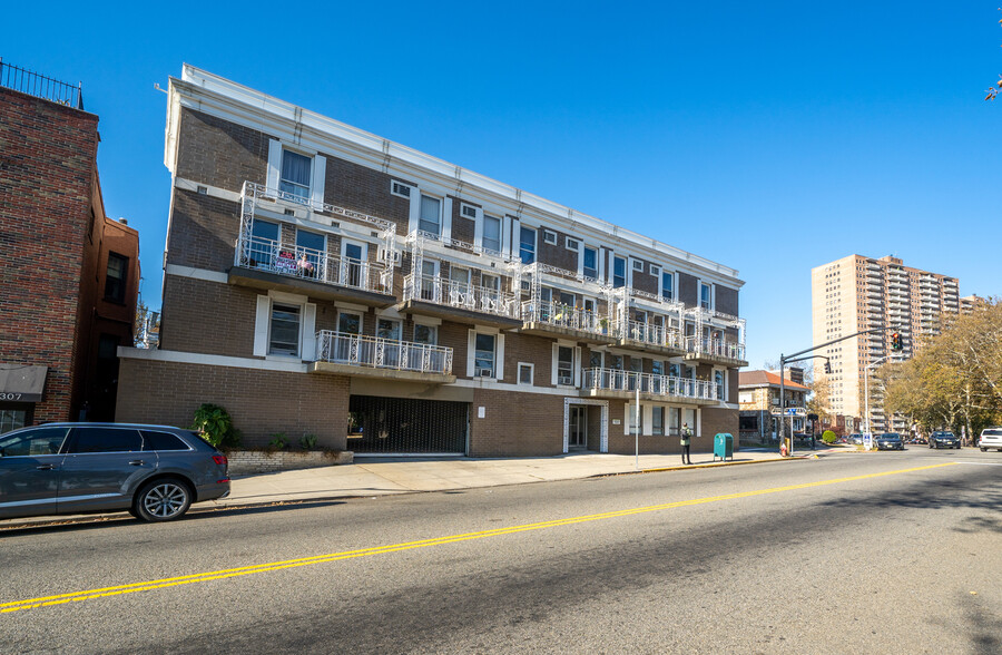 5311 Kennedy Blvd E, West New York, NJ à vendre - Photo principale - Image 1 de 1