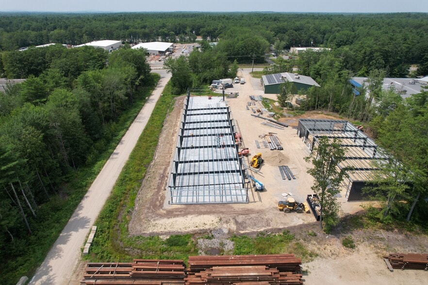 73 Industrial Park Rd, Saco, ME for lease - Building Photo - Image 2 of 3