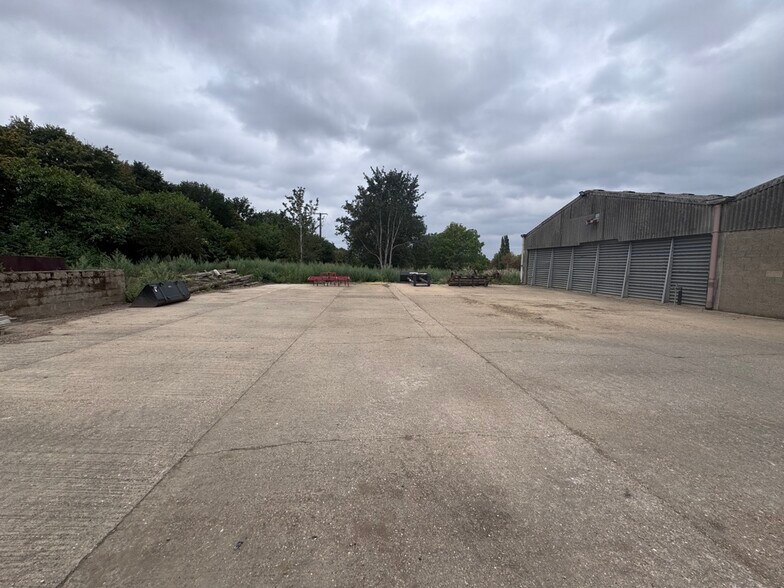 Medbury Lane, Elstow à louer - Photo du bâtiment - Image 2 de 2