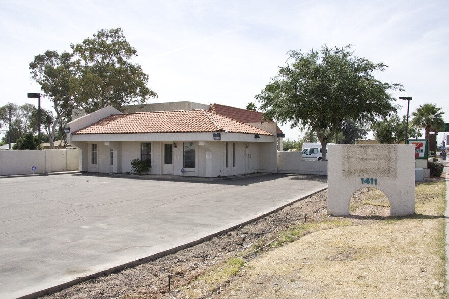 1405 N Scottsdale Rd, Tempe, AZ for lease - Building Photo - Image 3 of 6