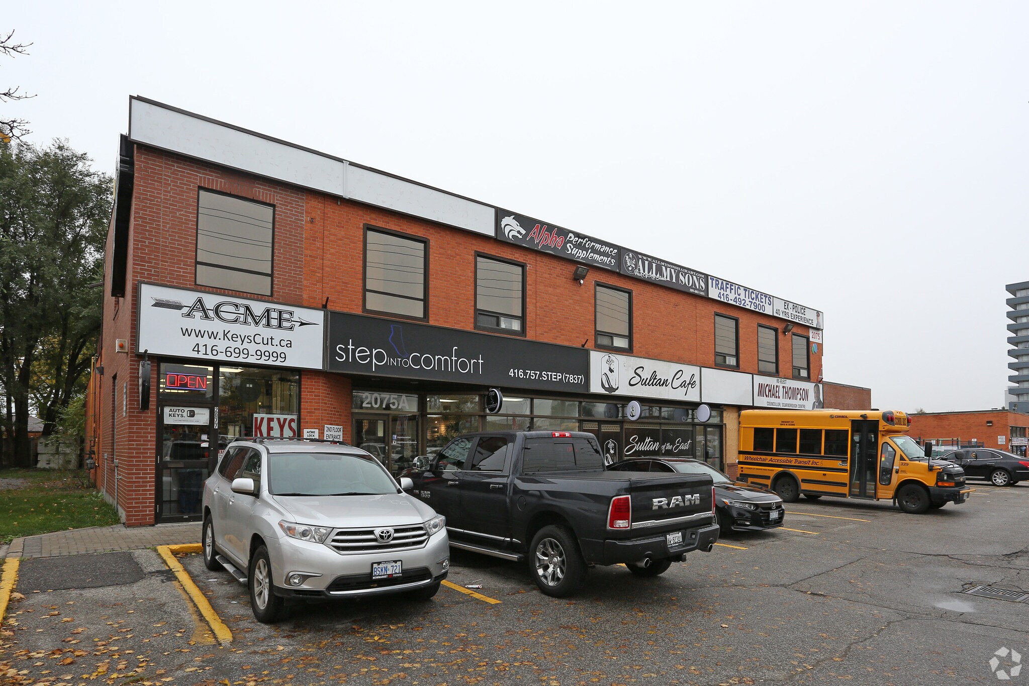 2075 Lawrence Ave E, Toronto, ON à vendre Photo principale- Image 1 de 1