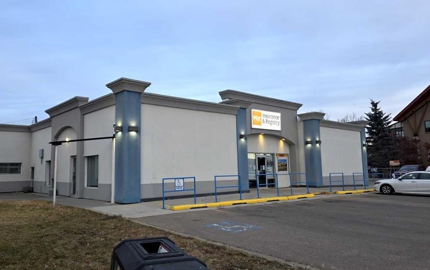 Capstone District Portfolio portfolio of 3 properties for sale on LoopNet.ca Primary Photo- Image 1 of 10