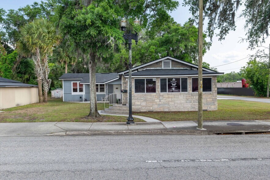 6108 Arlington Rd, Jacksonville, FL à vendre - Photo du bâtiment - Image 1 de 74