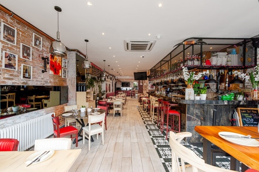 119 Stroud Green Rd, London for lease - Interior Photo - Image 3 of 4