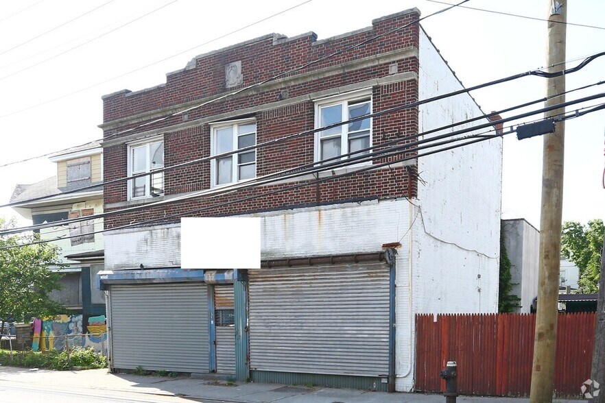 11307 Rockaway Beach Blvd, Neponsit, NY à louer - Photo du bâtiment - Image 2 de 3