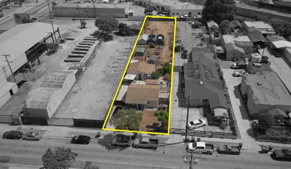 14324 Chadron Ave, Hawthorne, CA for sale - Primary Photo - Image 1 of 5