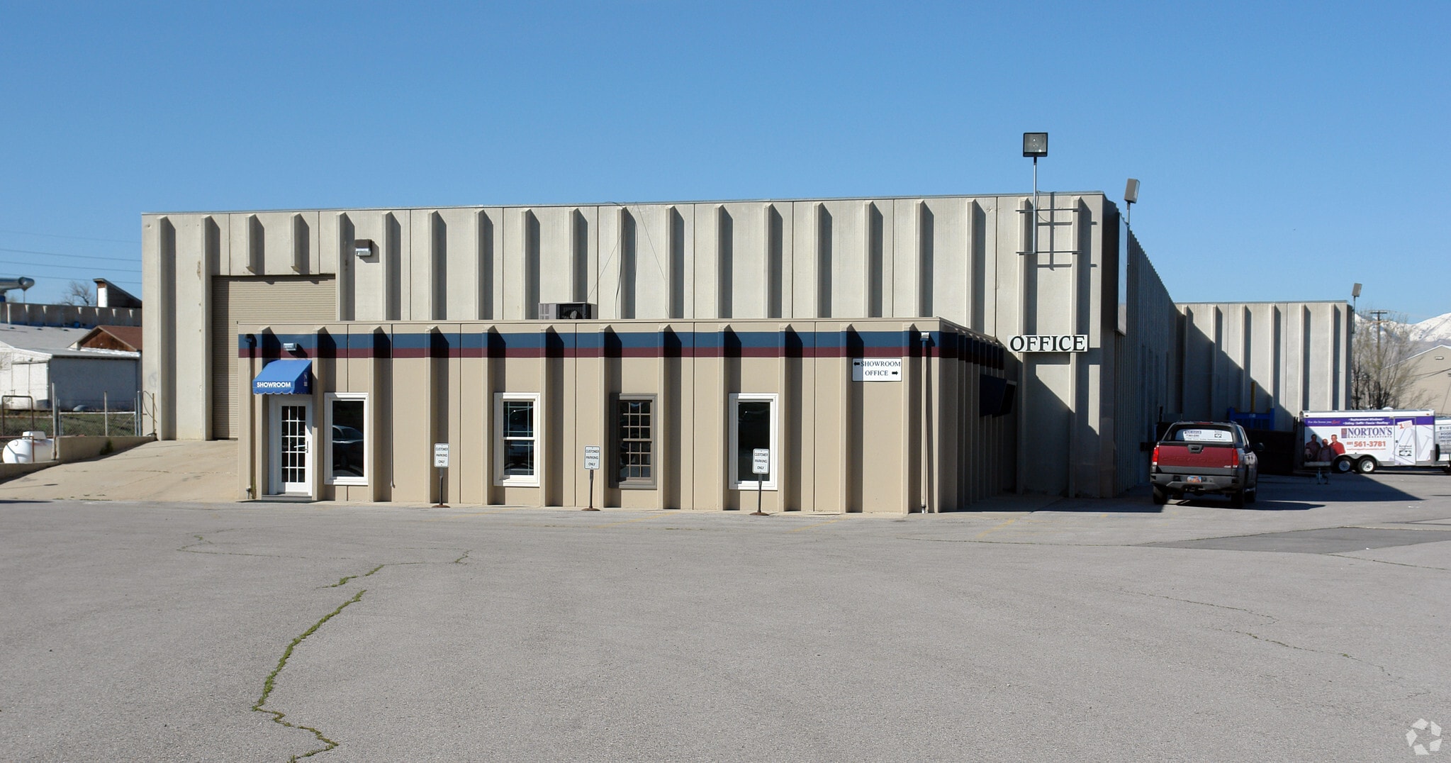621 9th Ave, Midvale, UT for lease Primary Photo- Image 1 of 14