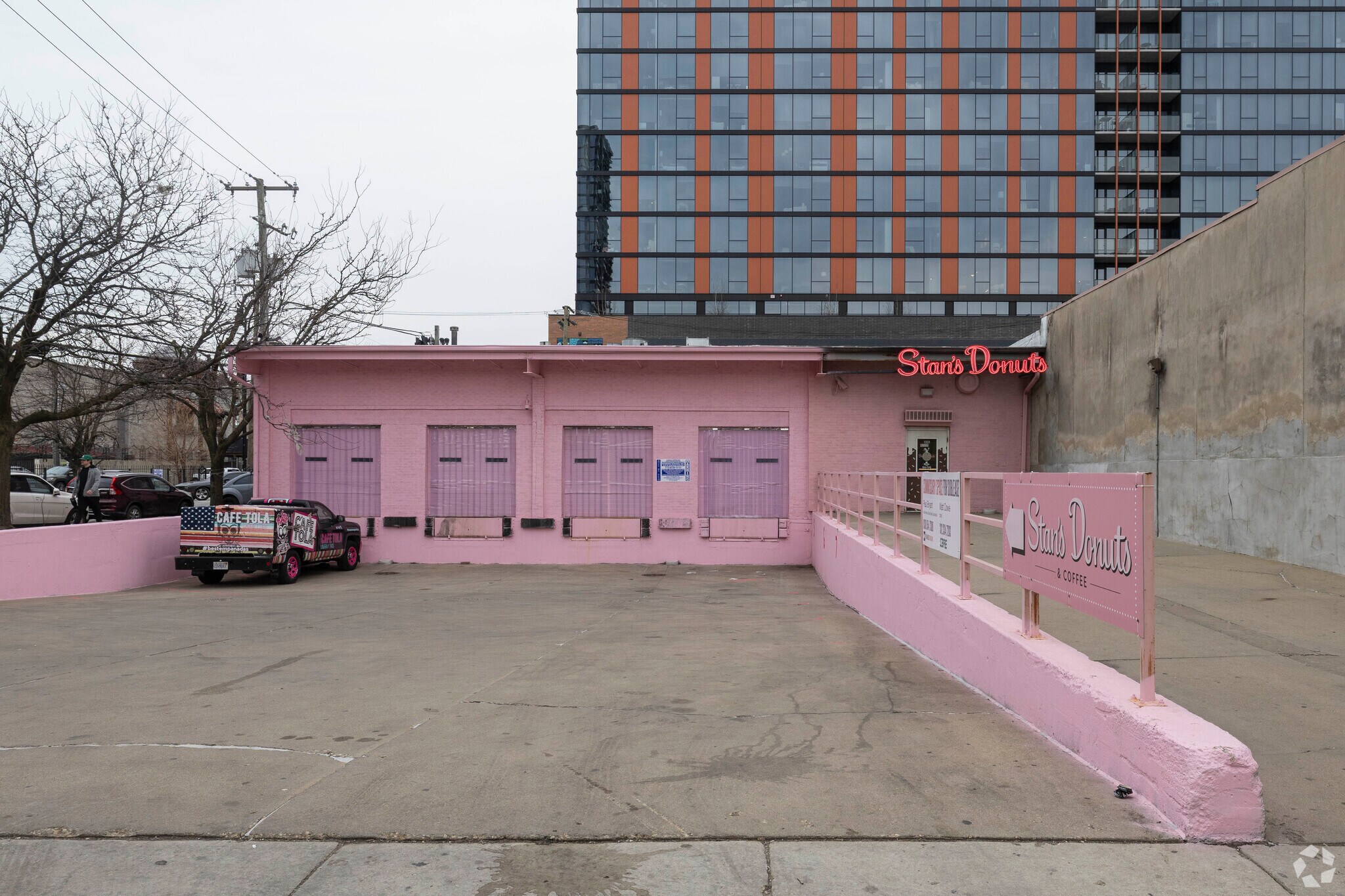 1301 W Lake St, Chicago, IL for lease Primary Photo- Image 1 of 9