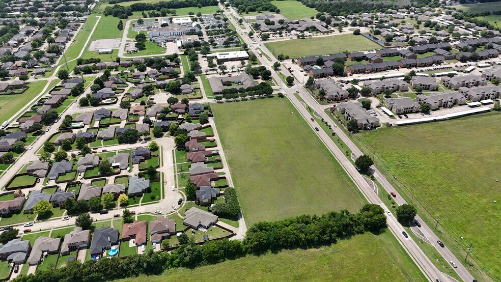 2340 W Pleasant Run Rd, Lancaster, TX à vendre - Aérien - Image 3 de 12