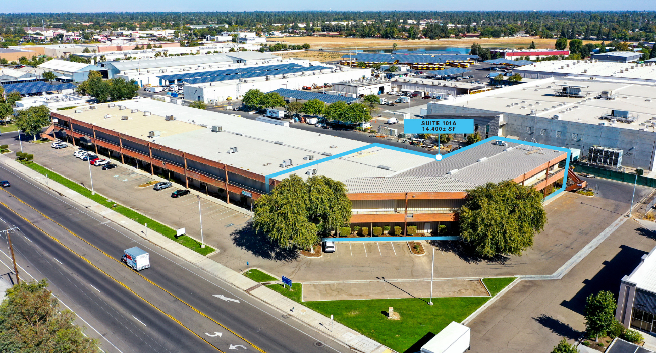 4450 N Brawley Ave, Fresno, CA à louer Photo du bâtiment- Image 1 de 6