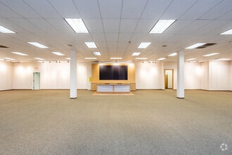 1971 Dr. M.L.K. Jr Expy, Andalusia, AL for lease Interior Photo- Image 1 of 10