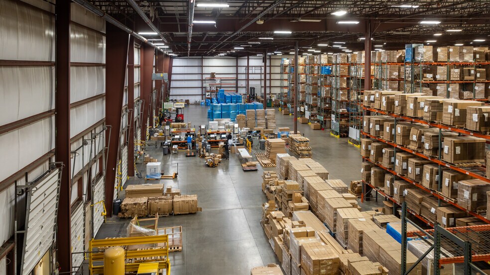 325 Campus Dr, Aurora, OH à louer - Photo intérieure - Image 3 de 11