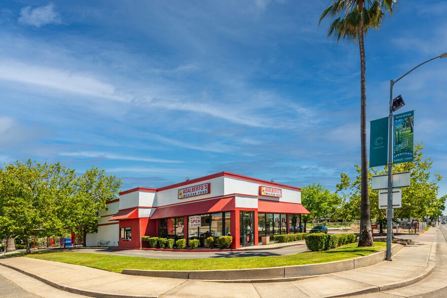 7400 Fair Oaks Blvd, Carmichael, CA for sale - Building Photo - Image 2 of 12