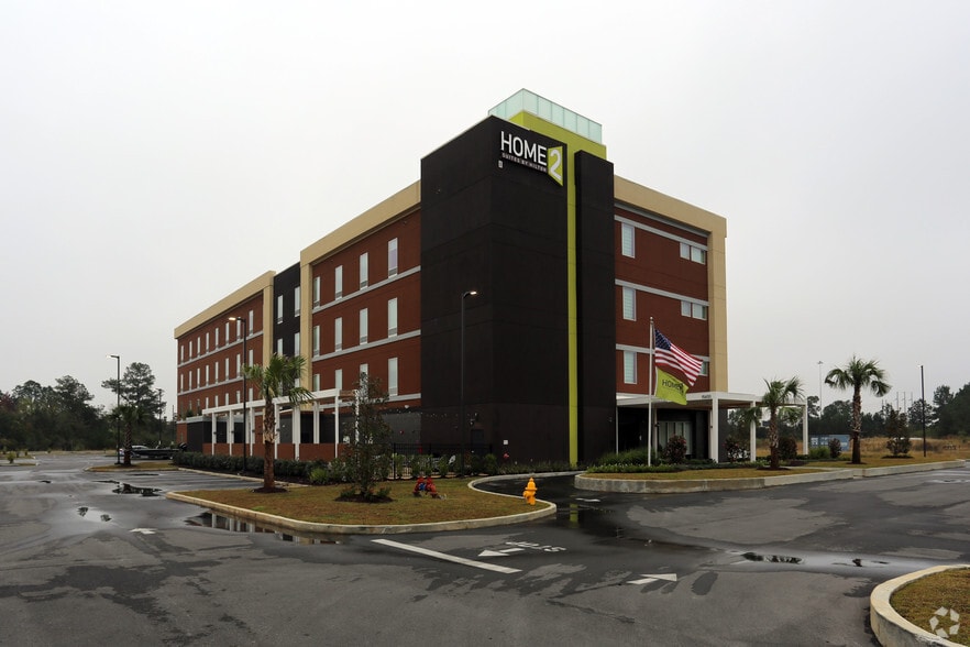 15600 Daniel Blvd, Gulfport, MS for sale - Building Photo - Image 3 of 4
