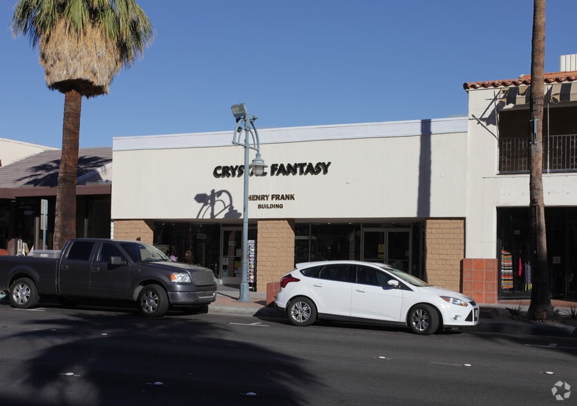 266-278 N Palm Canyon Dr, Palm Springs, CA for lease - Primary Photo - Image 1 of 10