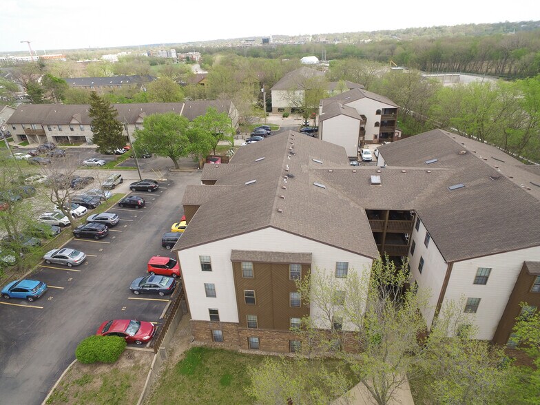 440-450 S Grant St, West Lafayette, IN à vendre - Photo du bâtiment - Image 3 de 4