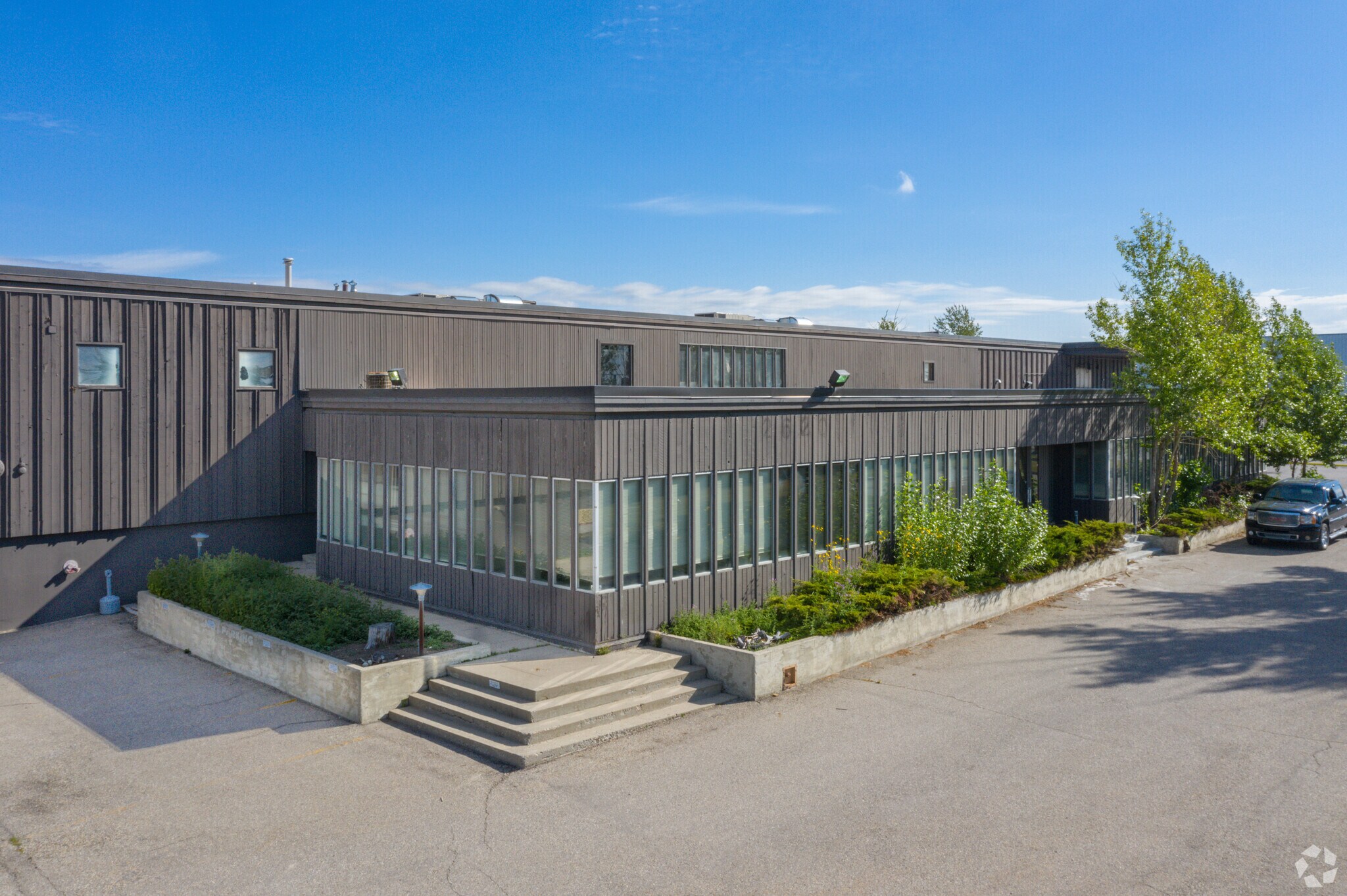 2620 Centre Ave NE, Calgary, AB for sale Building Photo- Image 1 of 1