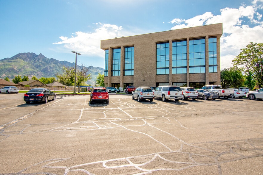1935 E Vine St, Salt Lake City, UT for lease - Building Photo - Image 3 of 15
