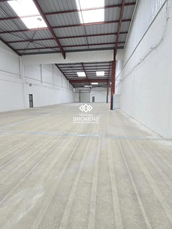 Industrial in Le Mesnil-Amelot for lease Interior Photo- Image 1 of 1