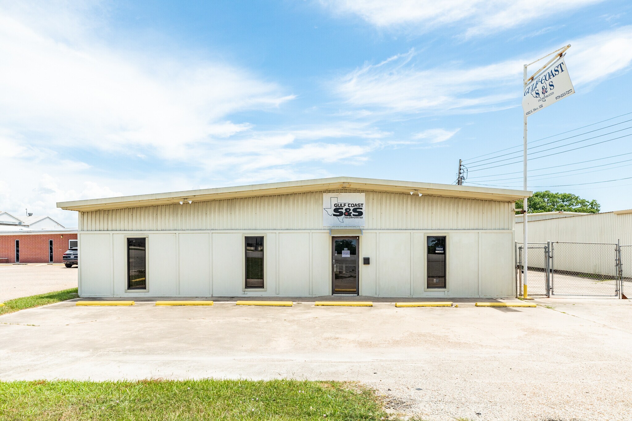 6322 E Highway 332, Freeport, TX à vendre Photo principale- Image 1 de 35