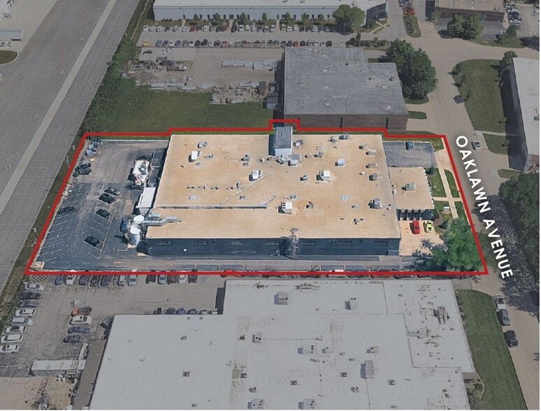 744 N Oaklawn Ave, Elmhurst, IL for lease - Building Photo - Image 2 of 3