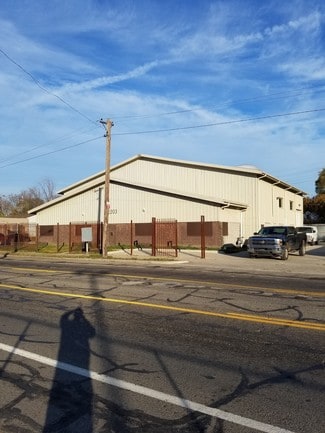 Plus de détails pour 2203-2221 E McNichols Rd, Detroit, MI - Industriel à vendre