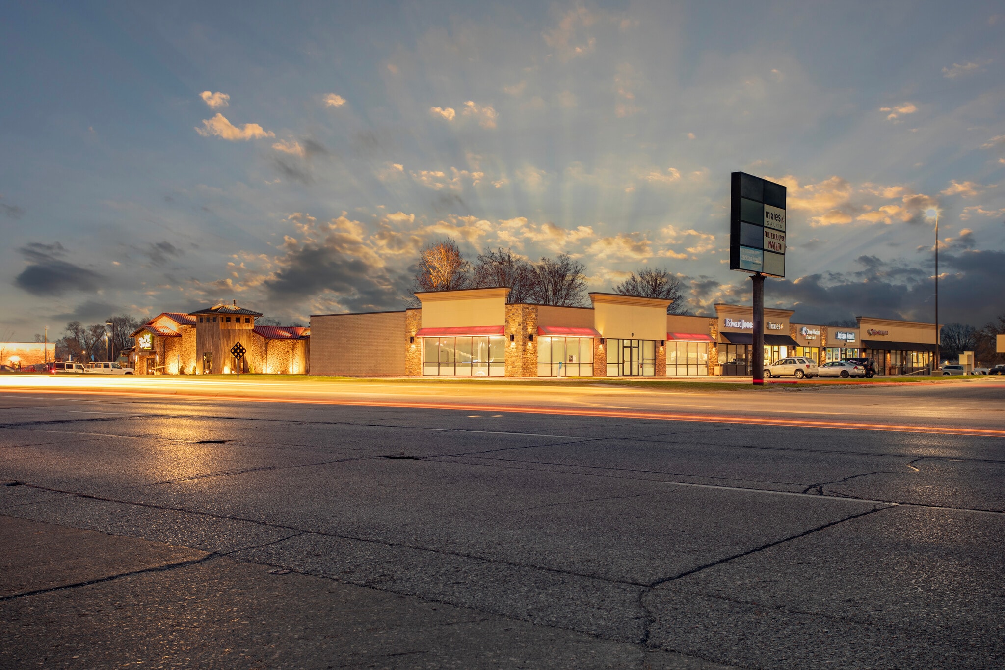 6201 SE 14th St, Des Moines, IA for lease Building Photo- Image 1 of 4