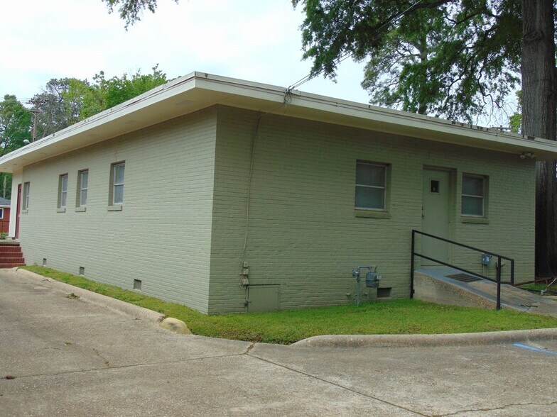 2311 Line Ave, Shreveport, LA à louer - Photo du bâtiment - Image 3 de 12