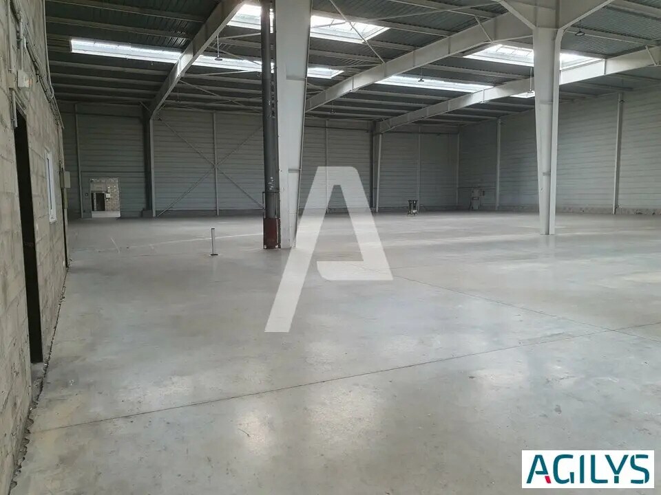 Industrial in Lisses for lease Interior Photo- Image 1 of 10