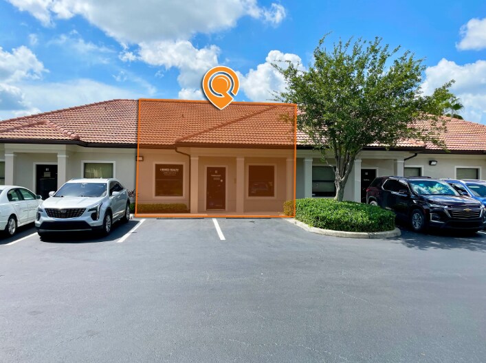 2714 Oak Ridge Ct, Fort Myers, FL for sale - Primary Photo - Image 1 of 1