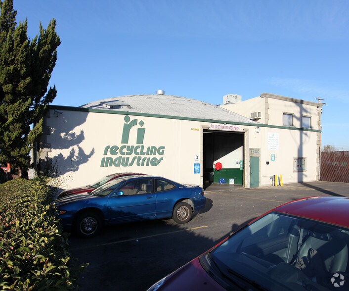 3300 Power Inn Rd, Sacramento, CA for lease - Building Photo - Image 2 of 4