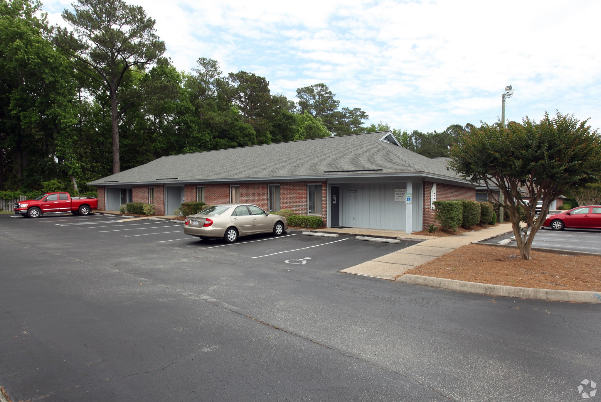 108 N Kerr Ave, Wilmington, NC for sale Primary Photo- Image 1 of 4